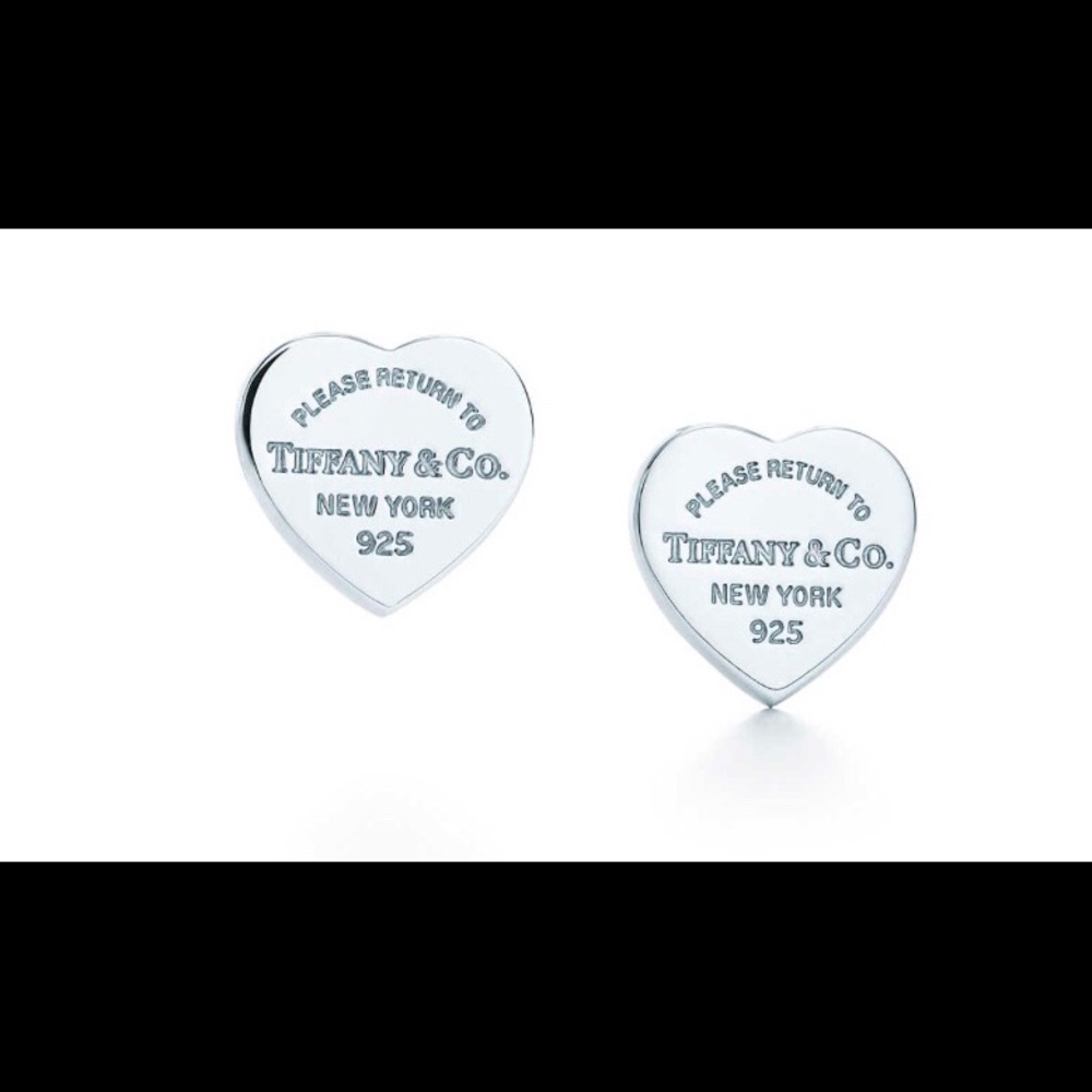 Tiffany & Co “return to tiffany” heart earrings